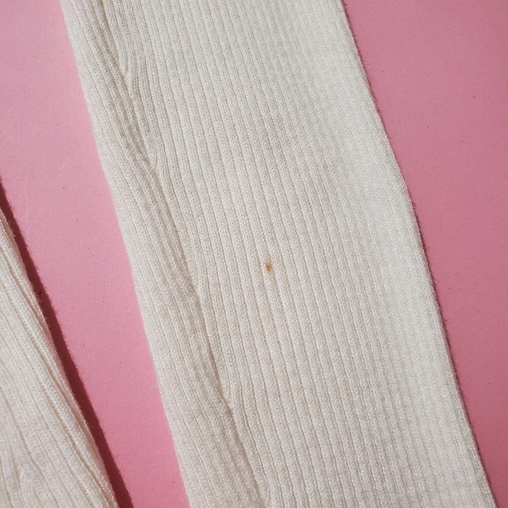 DKNY Jeans Off White Cream Ivory Knit V Neck Sweater - Picture 12 of 12